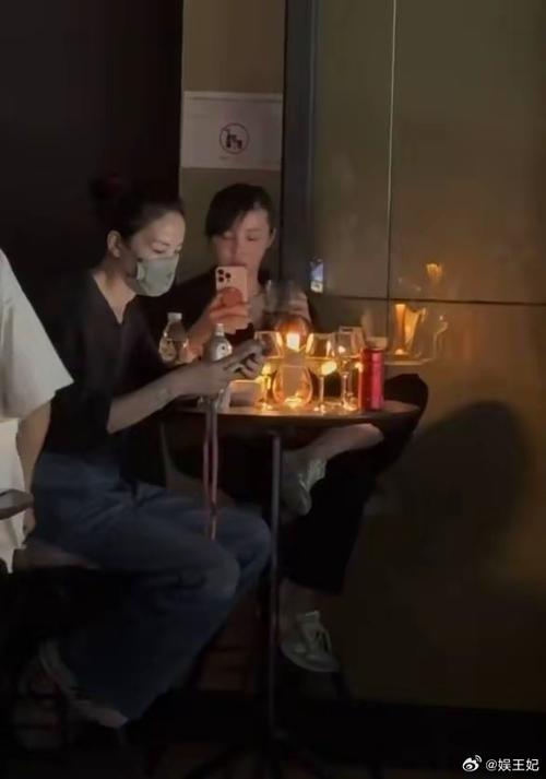 偶遇王菲谢霆锋约会,偶遇王菲谢霆锋约会视频